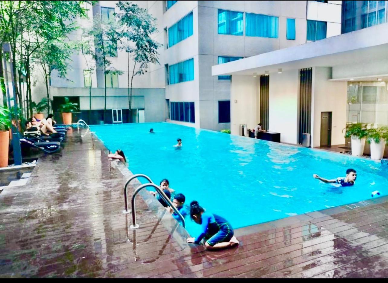 Summer Suites Klcc By Victorians Kuala Lumpur Esterno foto
