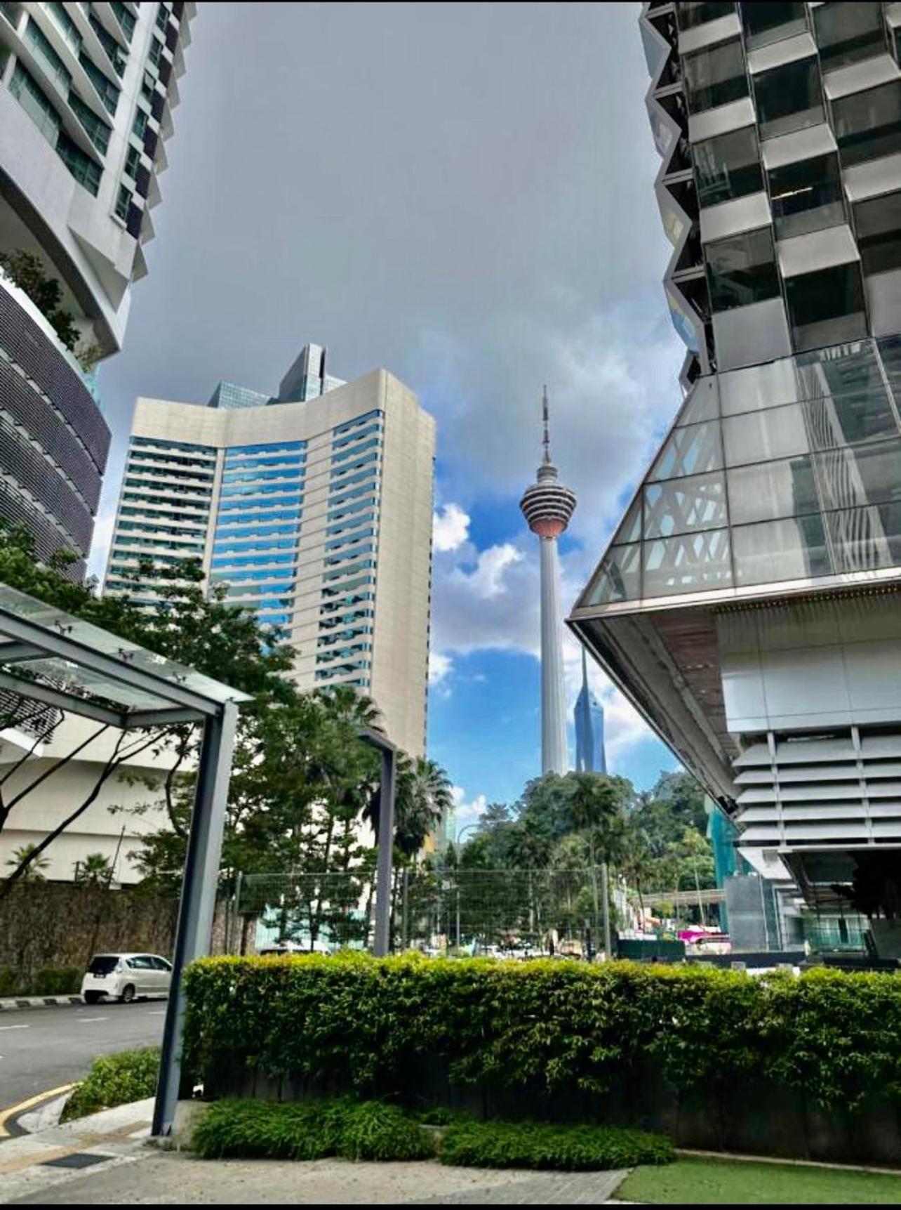 Summer Suites Klcc By Victorians Kuala Lumpur Esterno foto